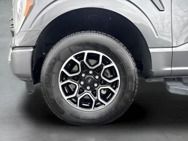 Used 2023 Gray Ford XLT image 21