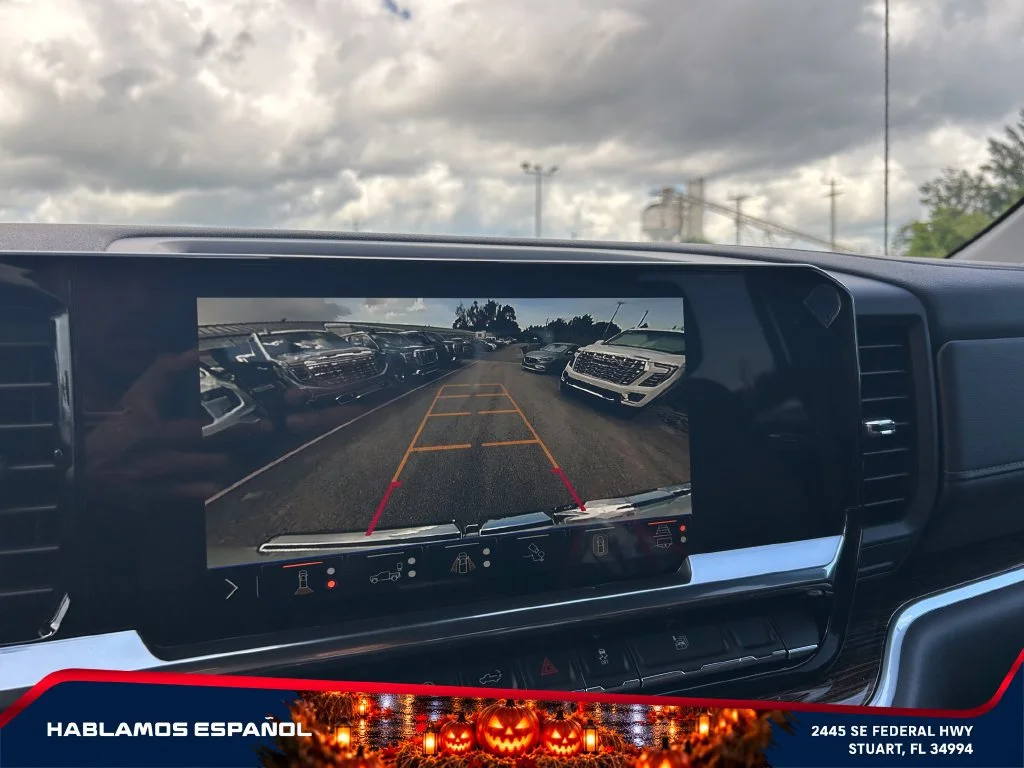 New 2026 Summit White GMC Elevation image 31