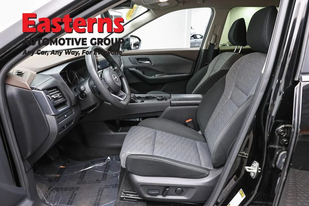 Used 2023 Black Nissan SV image 14