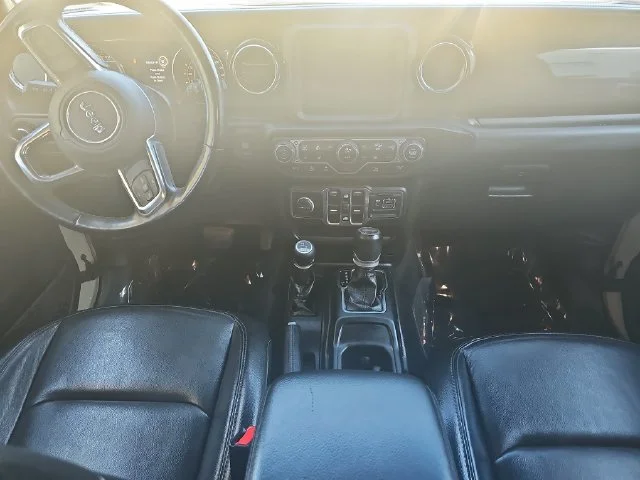 Used 2022 Beige Jeep Unlimited Sahara Altitude image 9