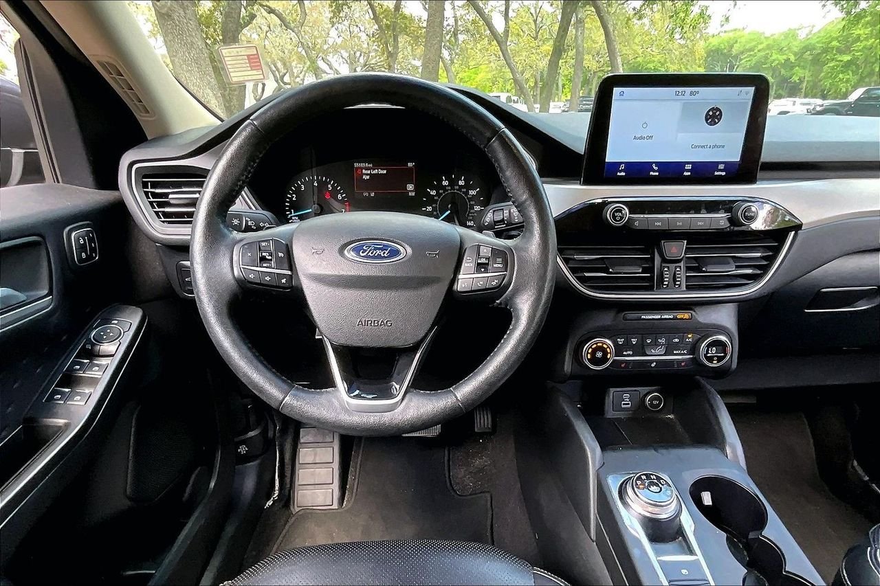 Used 2020 Gray Ford SEL image 8
