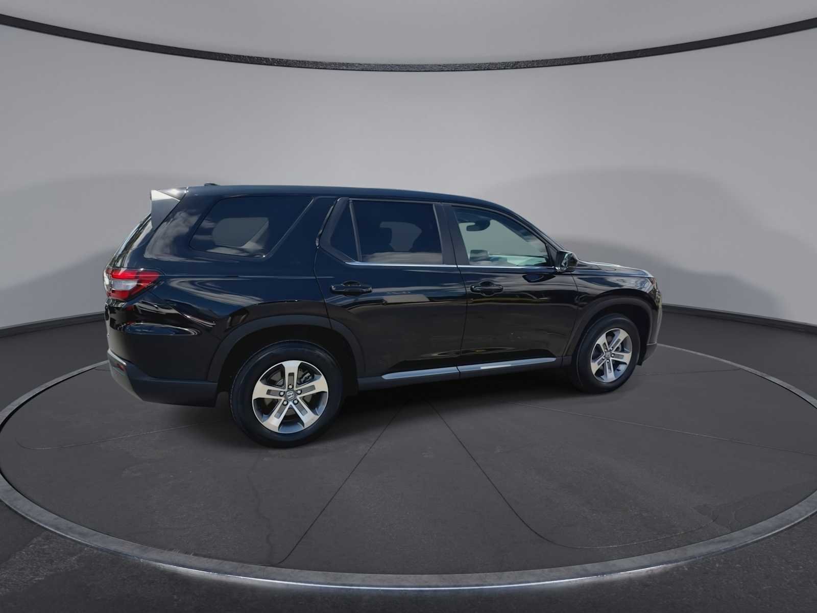 2024 Honda Pilot EX-L - Photo 8