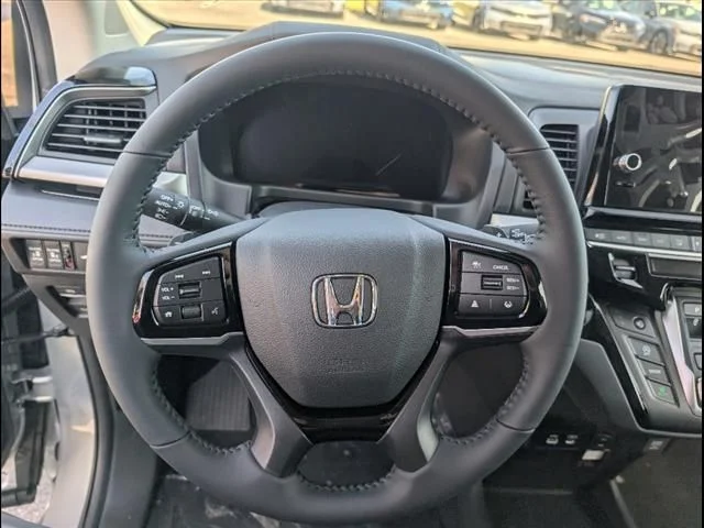 2026 Honda Odyssey Touring - Photo 7