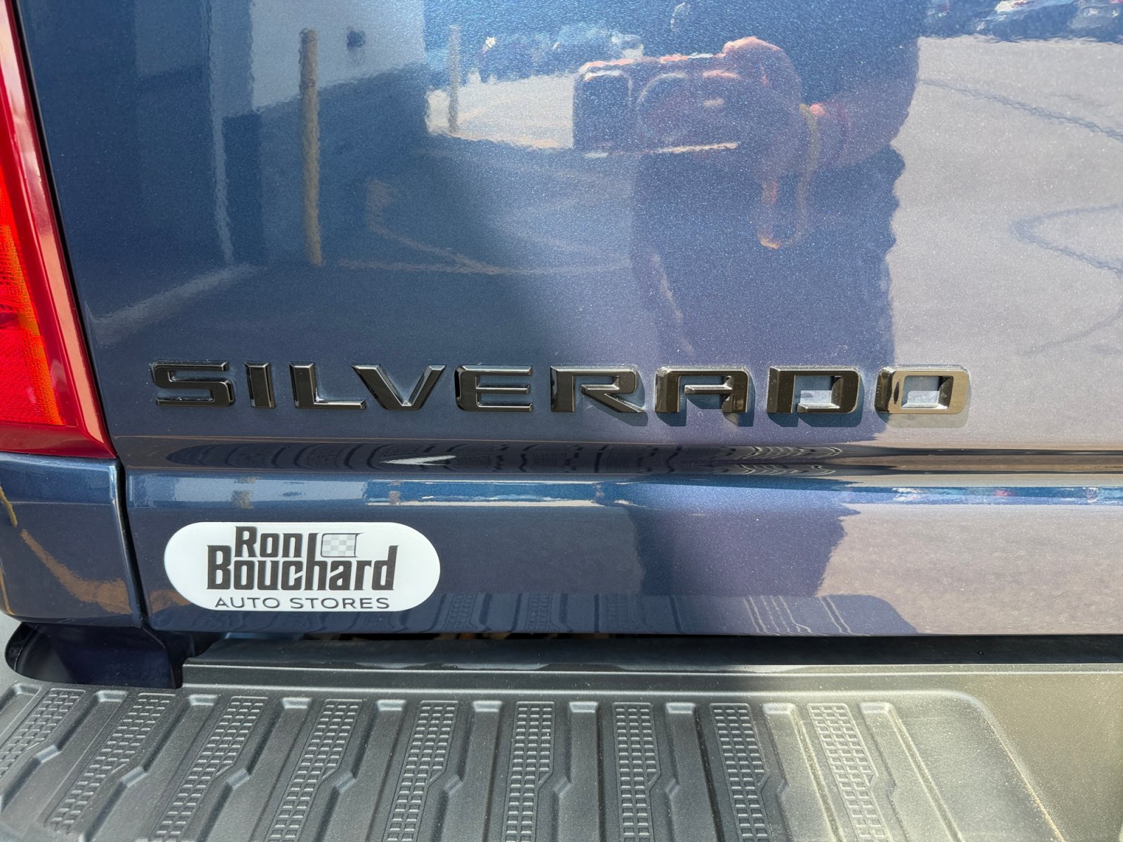 Used 2021 Northsky Blue Metallic Chevrolet LT image 38