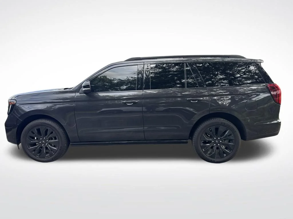 Used 2025 Gray Ford Platinum image 6