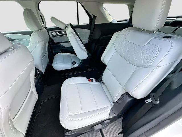 New 2026 White Metallic Ford Platinum image 17