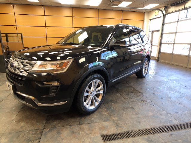 Certified Used 2019 Black Metallic Ford Limited image 3