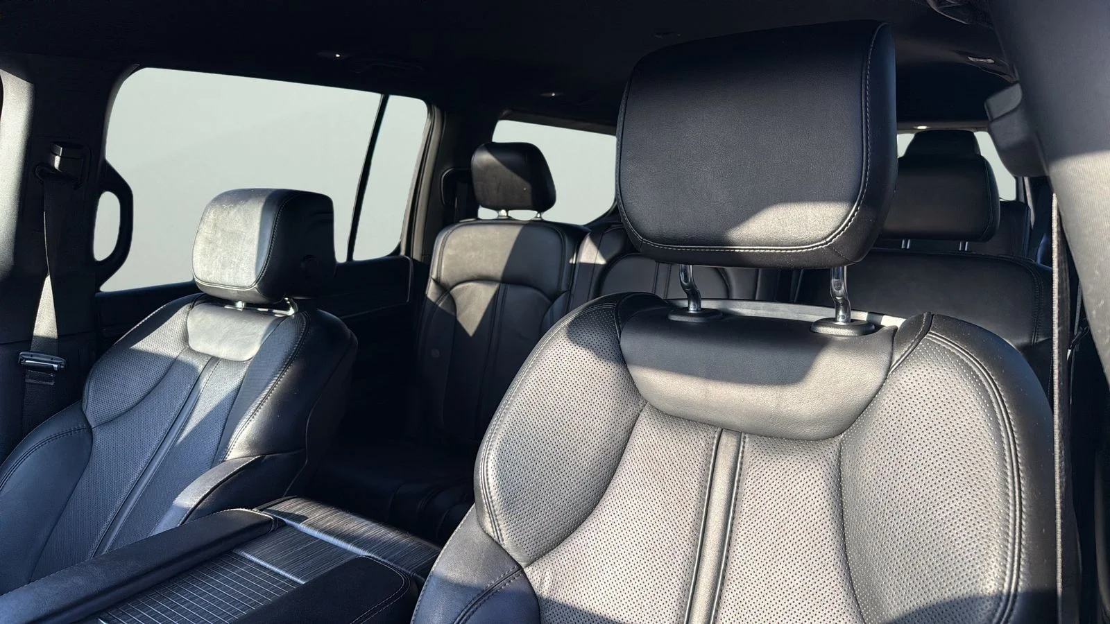 Used 2024  Jeep Series II image 9