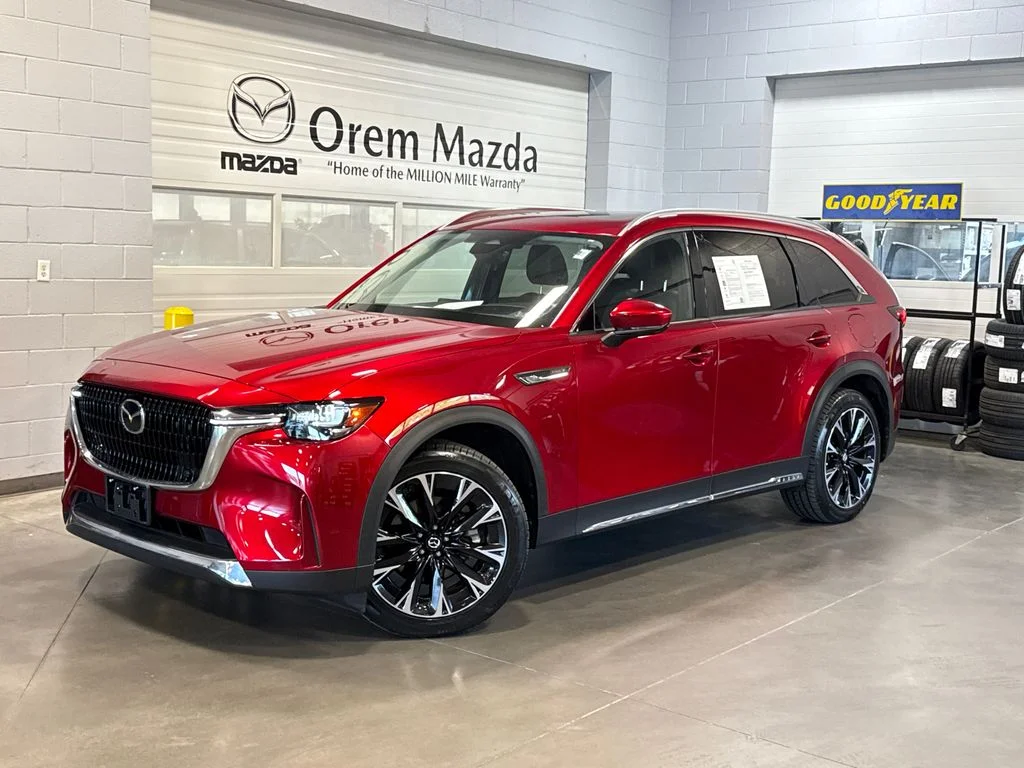 2024 Mazda CX-90 PHEV Premium Package's photo