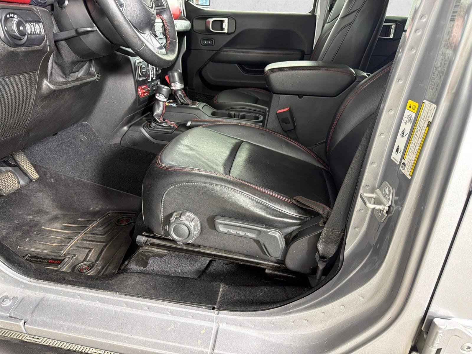 Used 2019 Billet Silver Metallic Clearcoat Jeep Rubicon image 10
