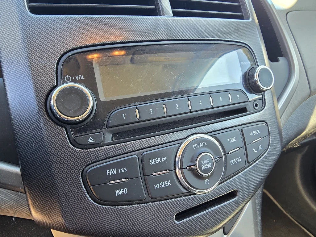 Used 2012 Summit White Chevrolet LTZ image 22
