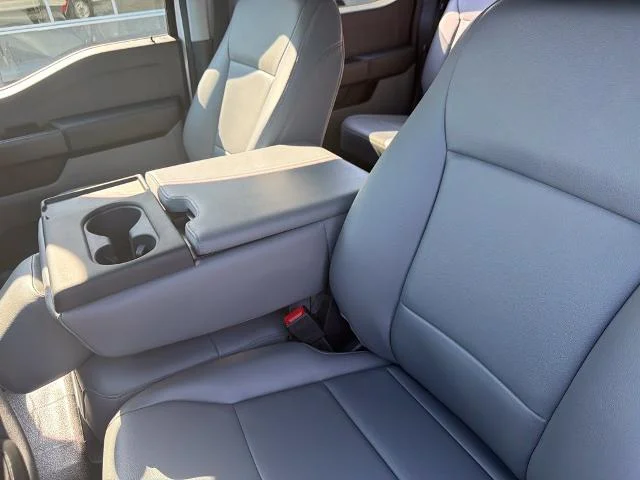 New 2026 Oxford White Ford F-350® XL image 33