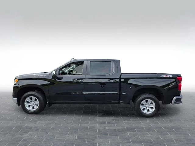 Used 2023 Black Chevrolet LT image 6