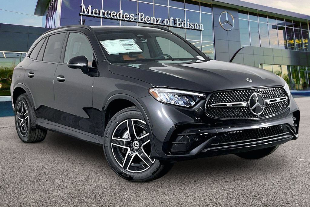 2026 Mercedes-Benz GLC GLC 300 4MATIC's photo