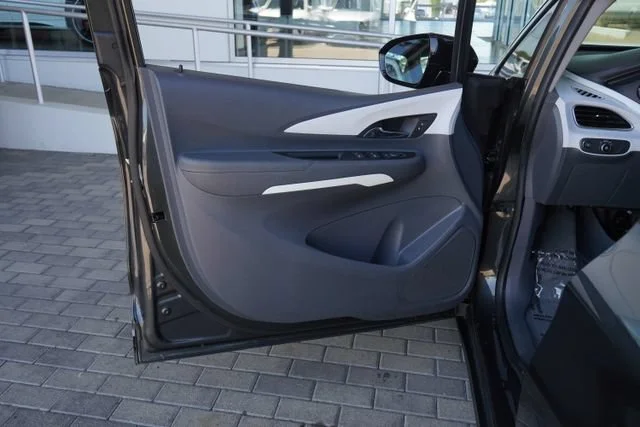 Used 2019 (Includes (TUS) Black grille.) Chevrolet LT image 15