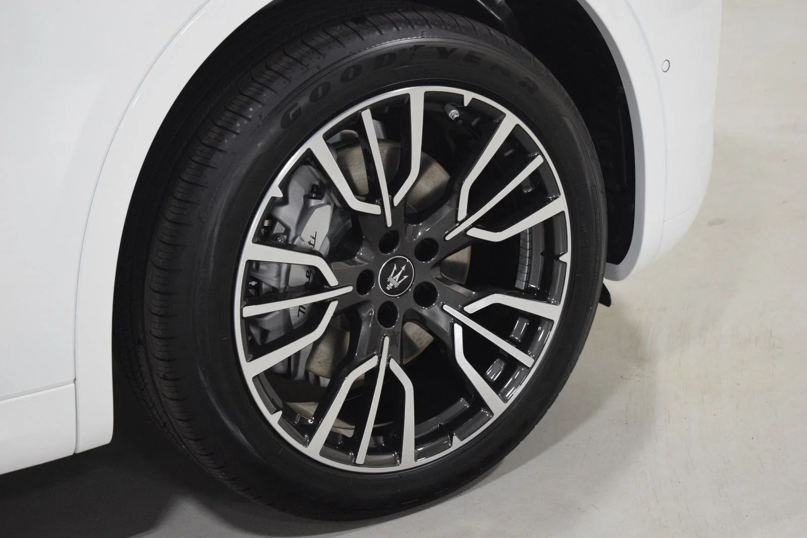 New 2025  Maserati  image 16