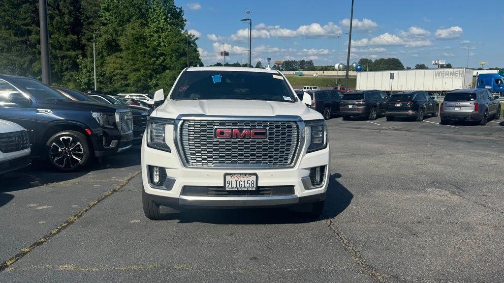 2024 GMC Yukon 4WD Denali's photo