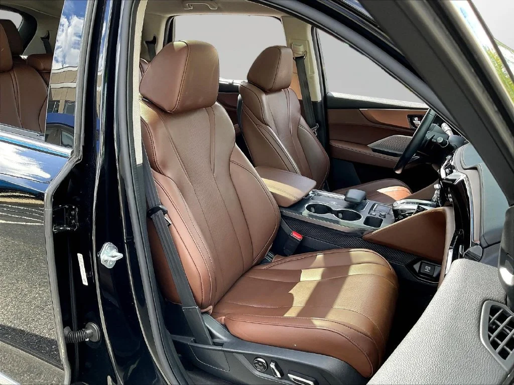 Used 2023 Black Acura Technology image 31