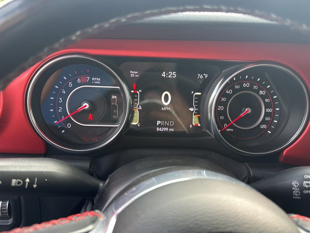 Used 2021 Red Jeep Unlimited Rubicon image 18
