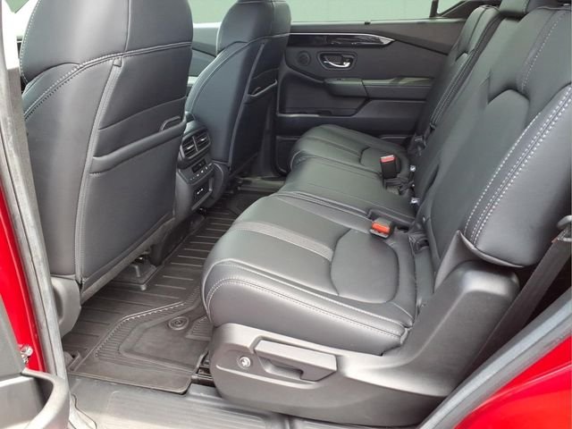 Used 2025 Red Honda EX-L image 17