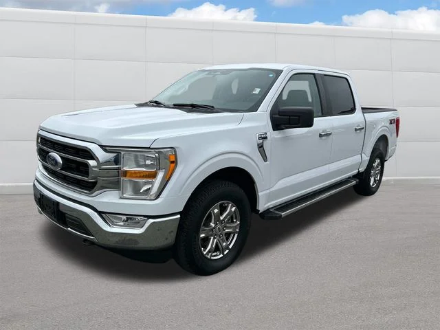 Used 2023 White Ford XLT image 13