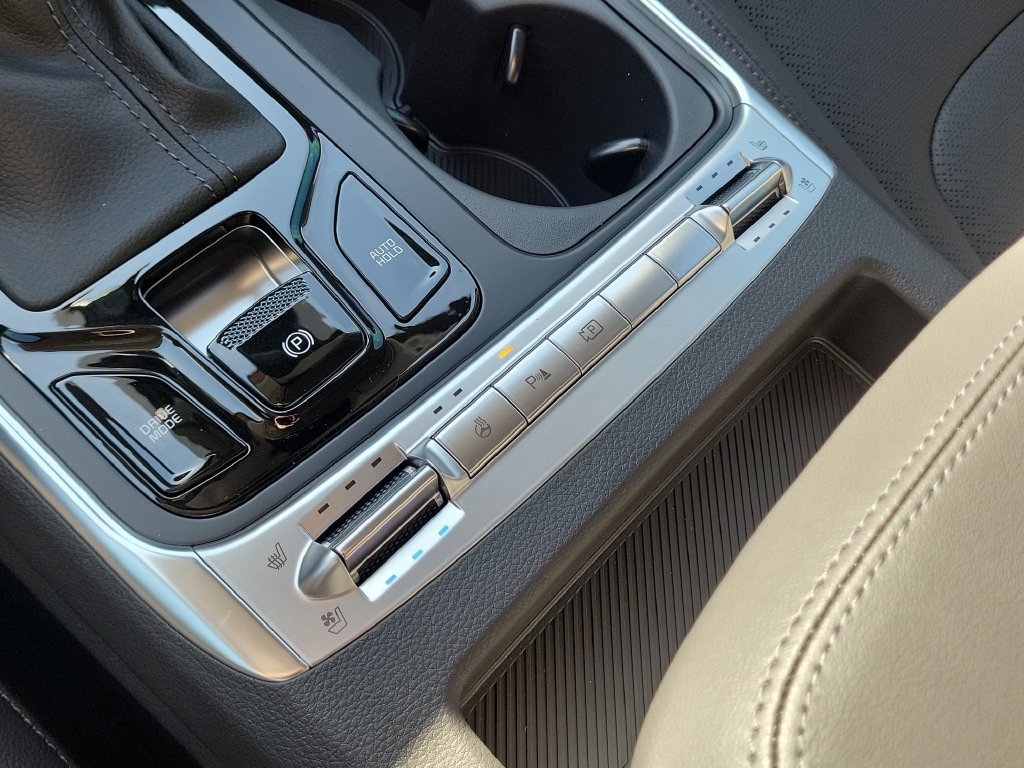 New 2026 Ivory Silver Kia SX Prestige image 36