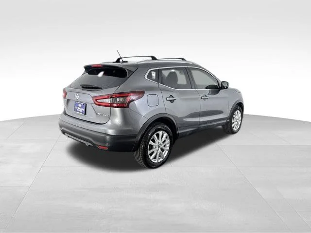 Used 2020 Gray Nissan SV image 5
