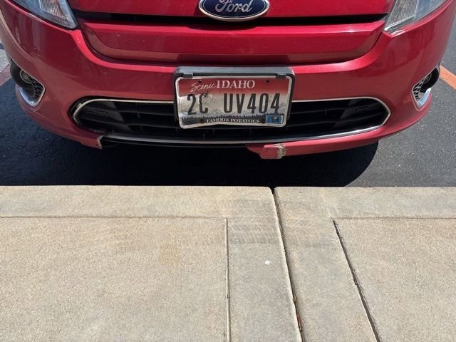 2012 Ford Fusion SE photo 2