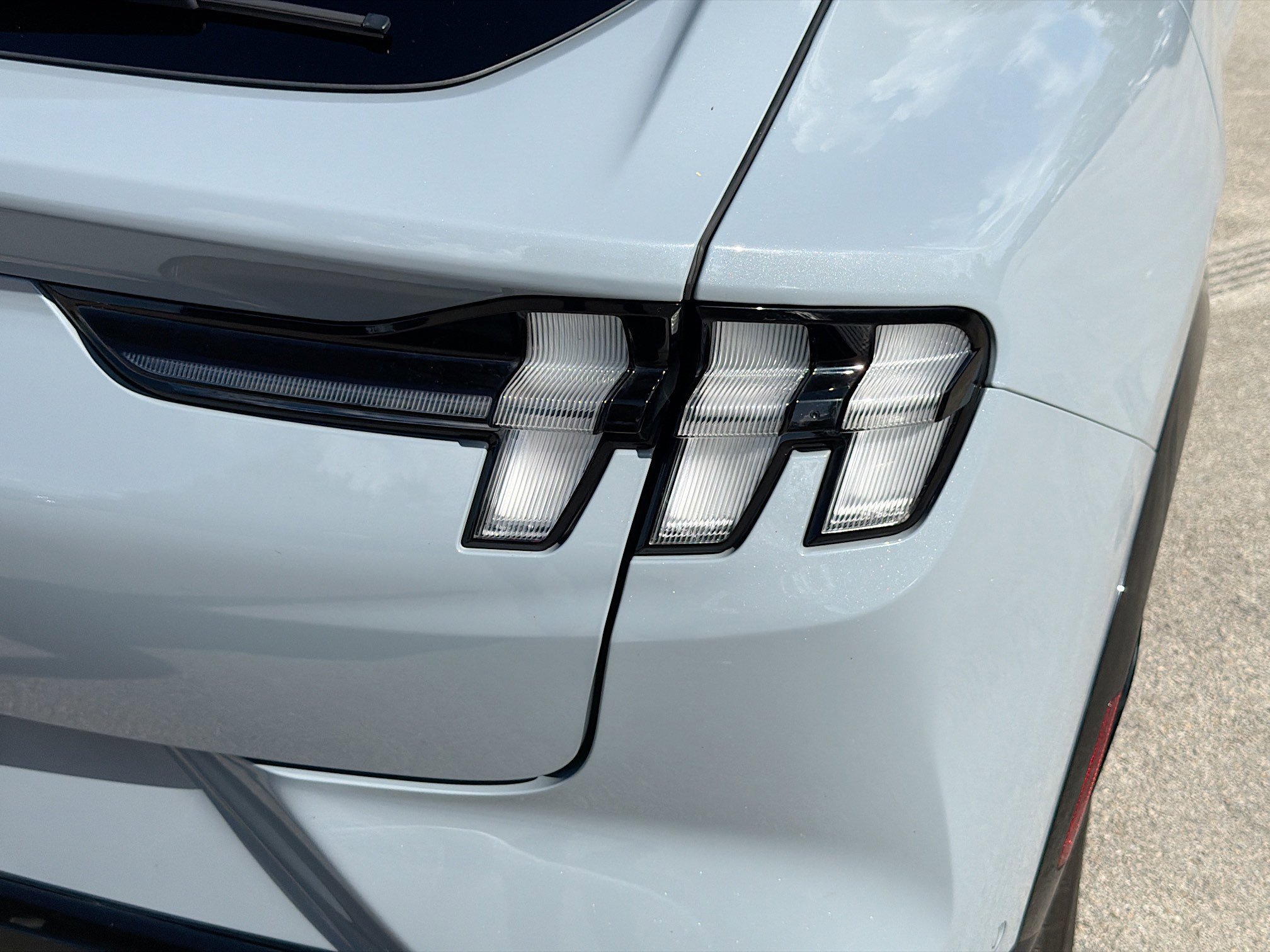 Used 2024 Gray Metallic Ford Premium image 26