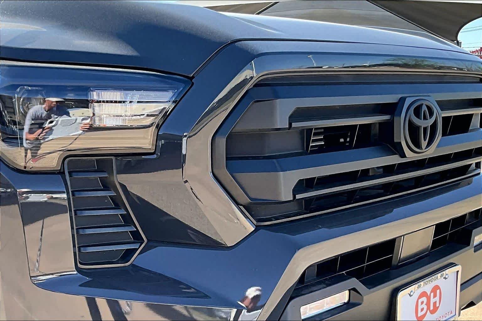 2024 Toyota Tacoma SR5 - Photo 28