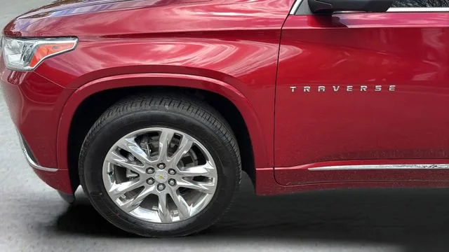 Used 2021 Cajun Red Tintcoat Chevrolet High Country image 34