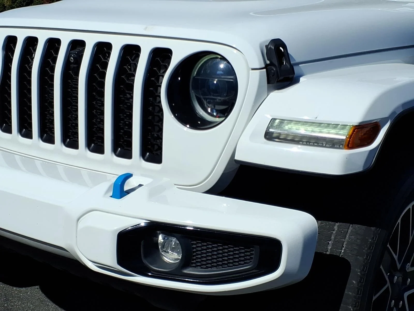 Used 2023 Bright White Clearcoat Jeep Sahara High Altitude image 2