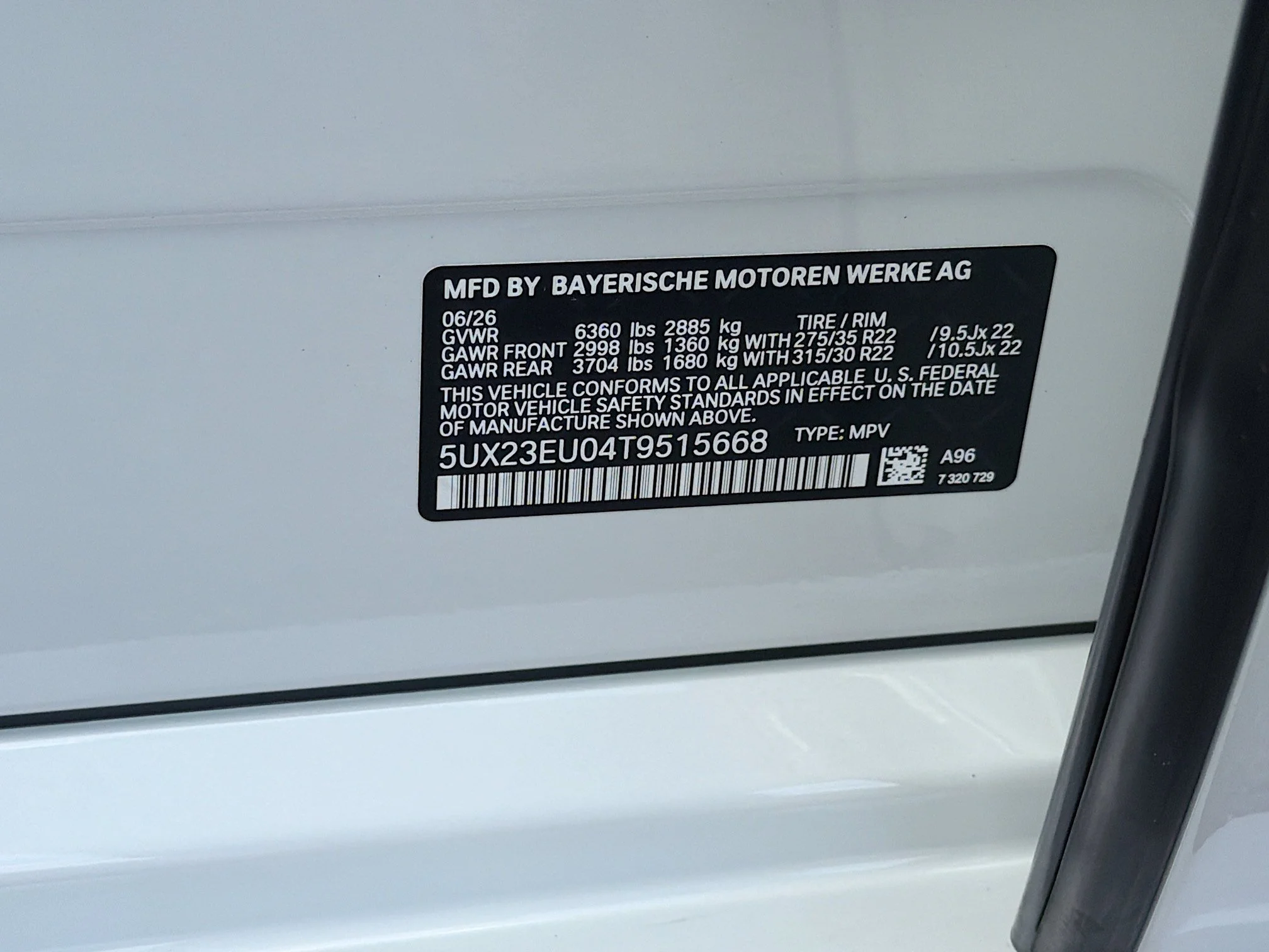 New 2026 Mineral White Metallic BMW xDrive40i image 41