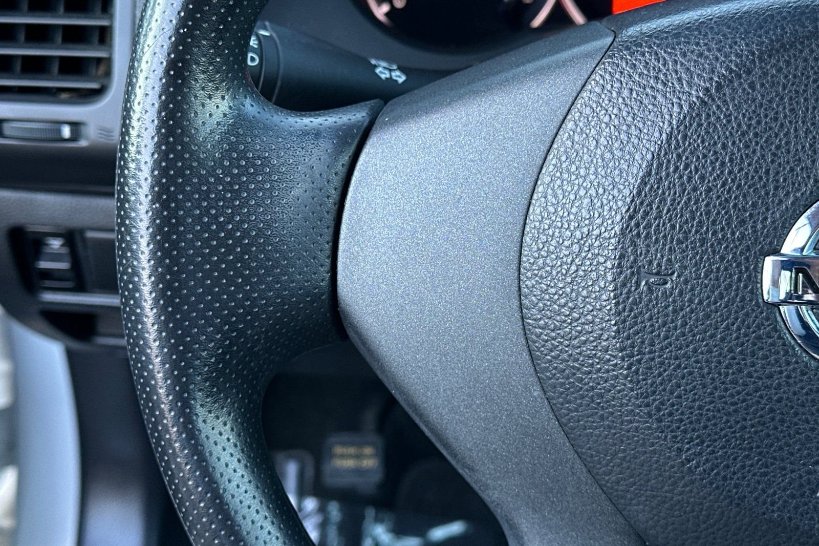 Used 2012 White Nissan 2.5 S image 28