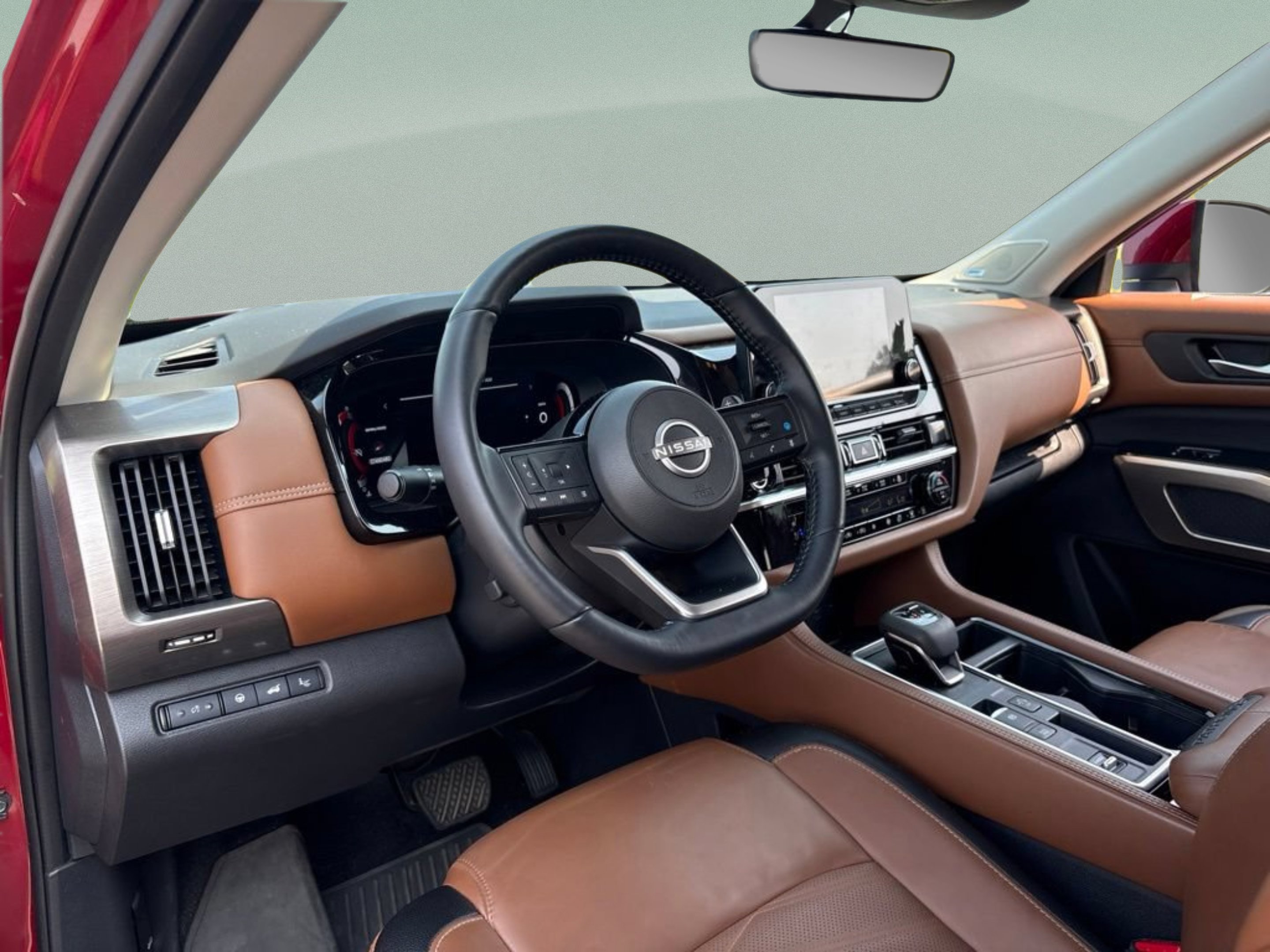 Used 2024 Scarlet Ember Nissan Platinum image 18