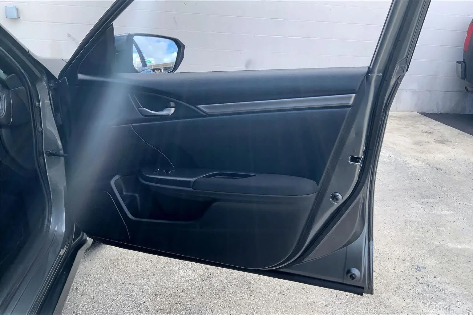 Used 2017 Gray/gray Honda LX image 28