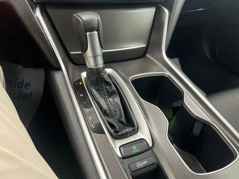 Used 2022  Honda LX image 28