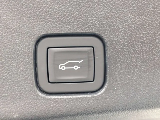 2025 GMC Acadia Elevation - Photo 12