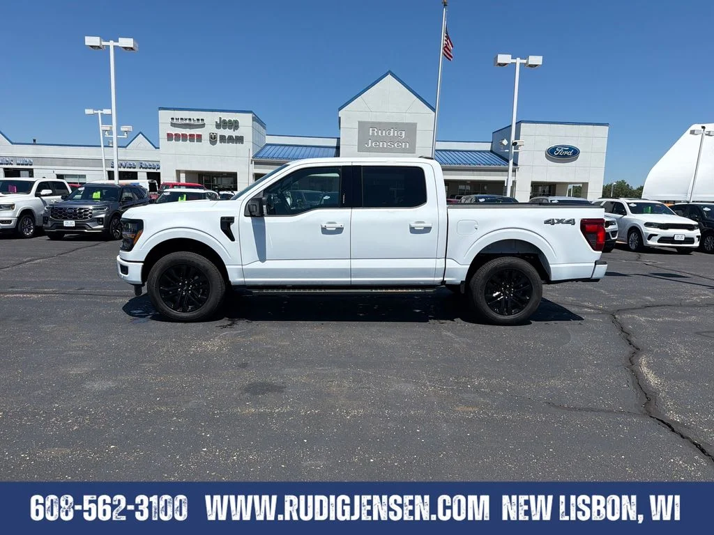 New 2026 White Ford XLT image 2