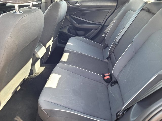 Used 2025  Volkswagen 1.5T Sport image 12