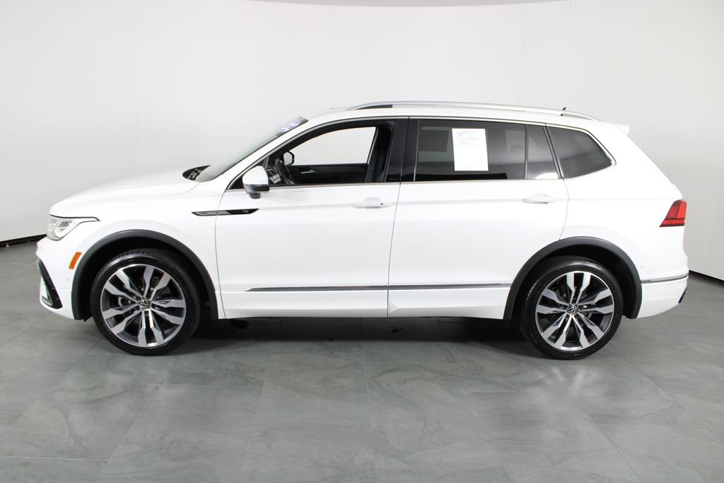 Used 2022 White Volkswagen 2.0T SEL R-Line image 12