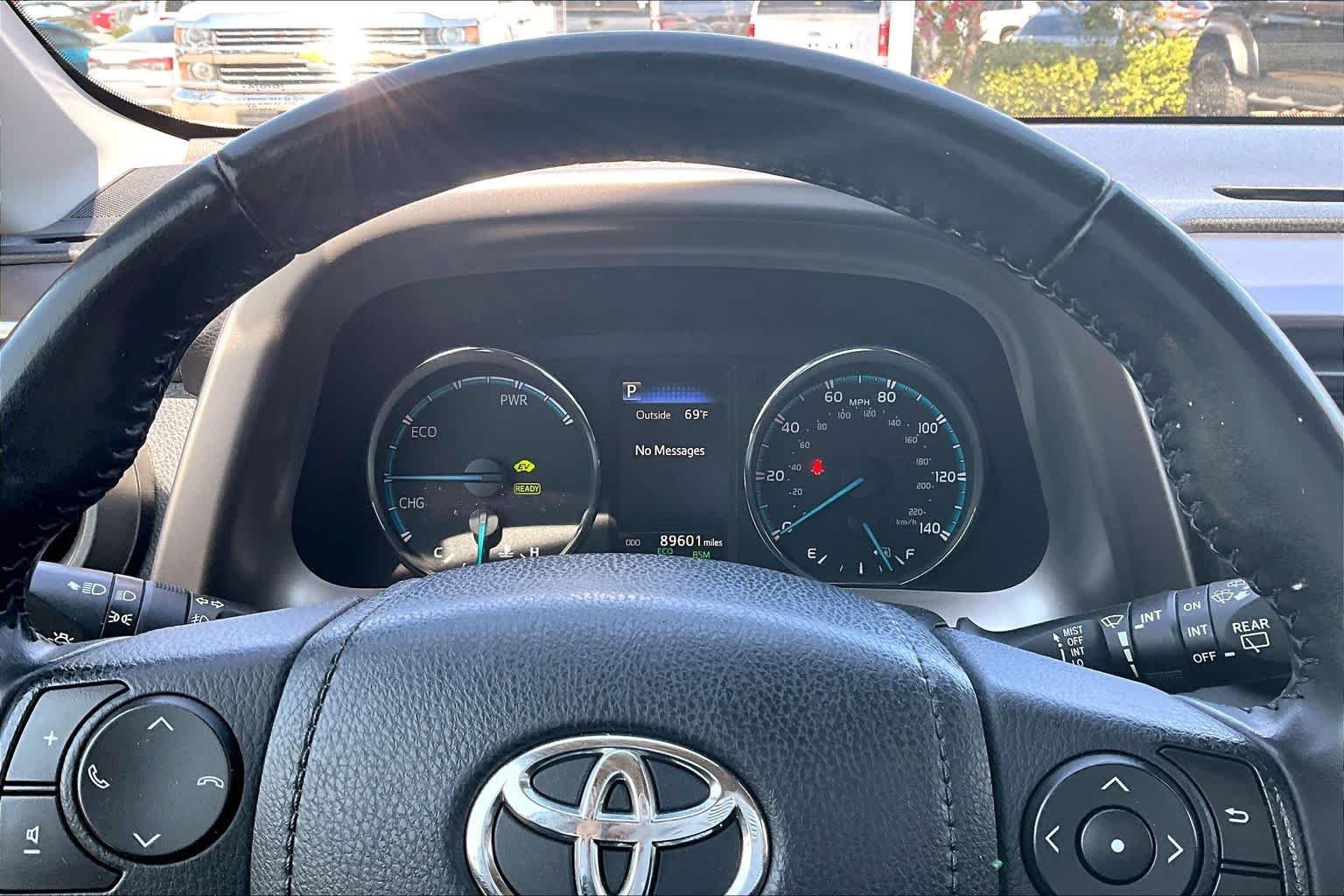 Used 2018 Blizzard Pearl Toyota Hybrid Limited image 25