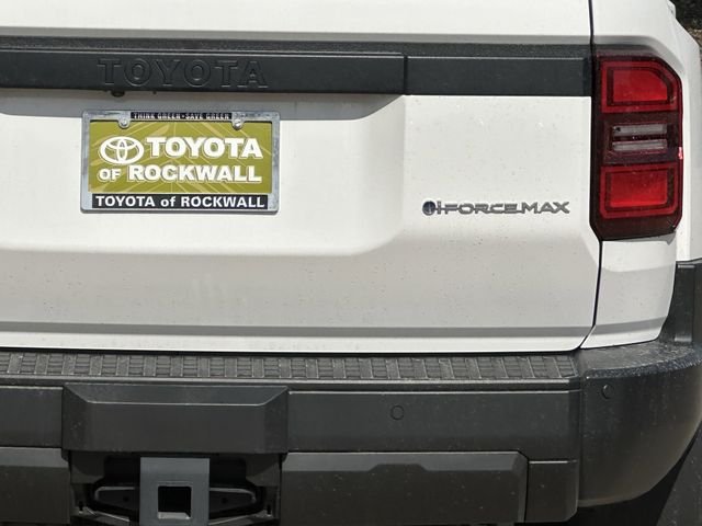 Used 2025 White Toyota 1958 image 6