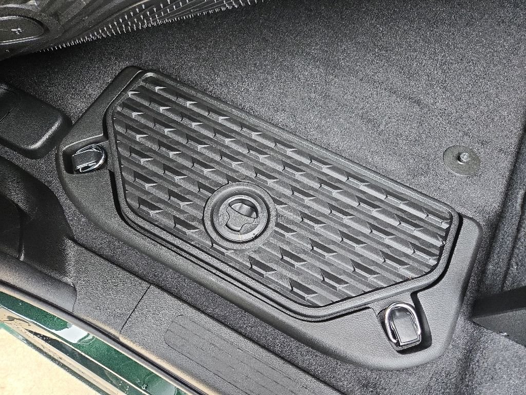 New 2026 Serrano-Green Metallic Exterior Paint RAM Rebel image 116