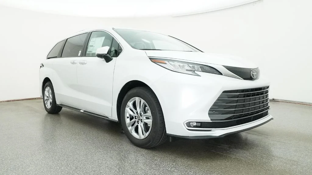 New 2026 Wind Chill Pearl Toyota Limited image 33