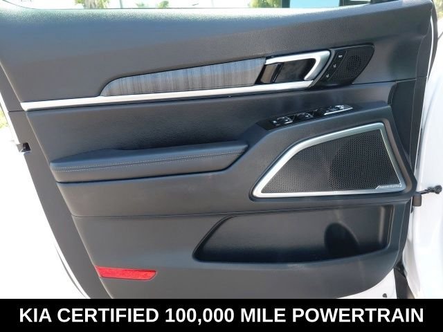 Used 2025 White Kia SX image 21