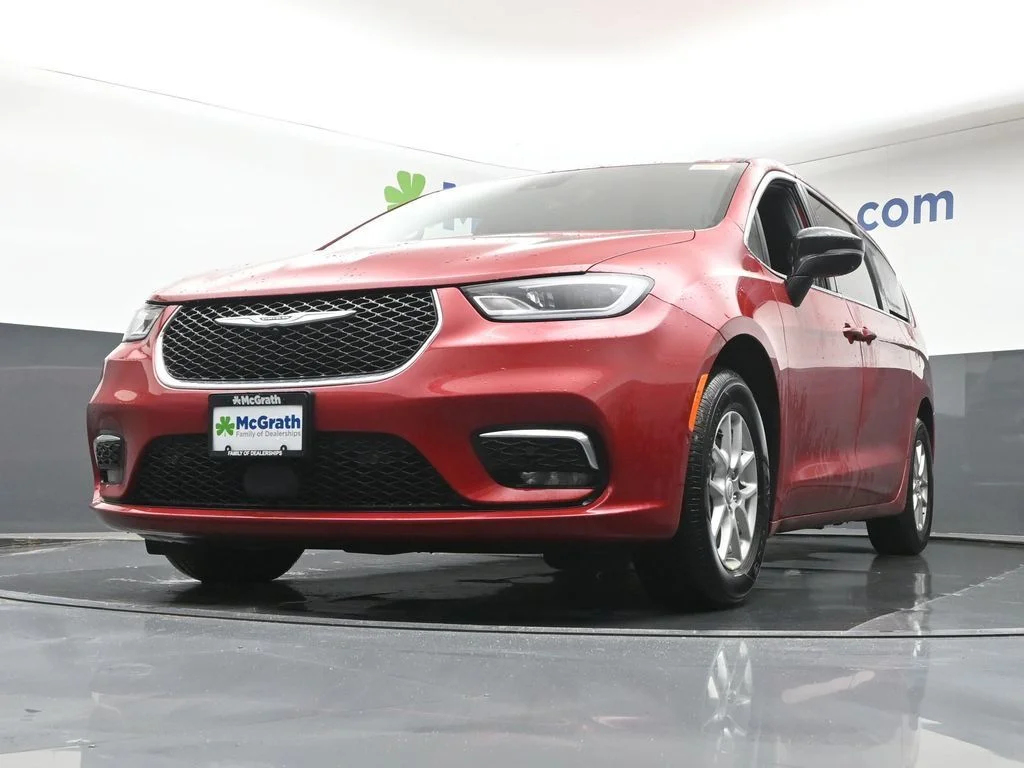 2026 Chrysler Pacifica Select - Photo 7