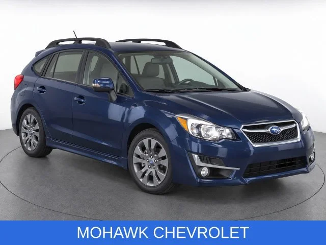 Used 2016 Blue Subaru 2.0i Sport Premium image 2