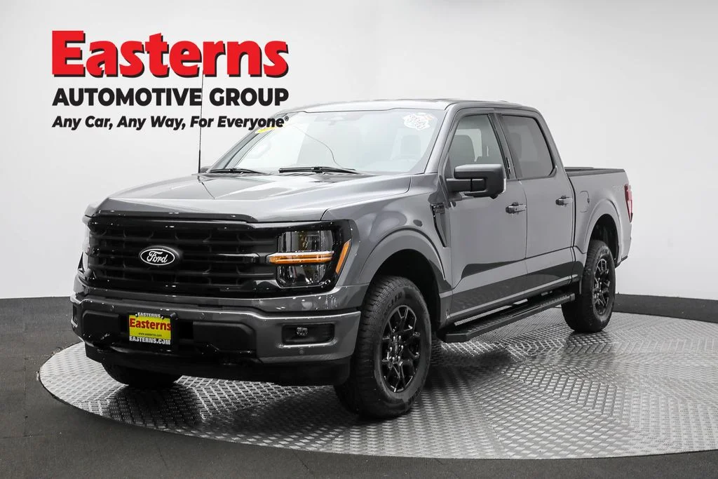 Used 2024 Gray Ford XLT image 1