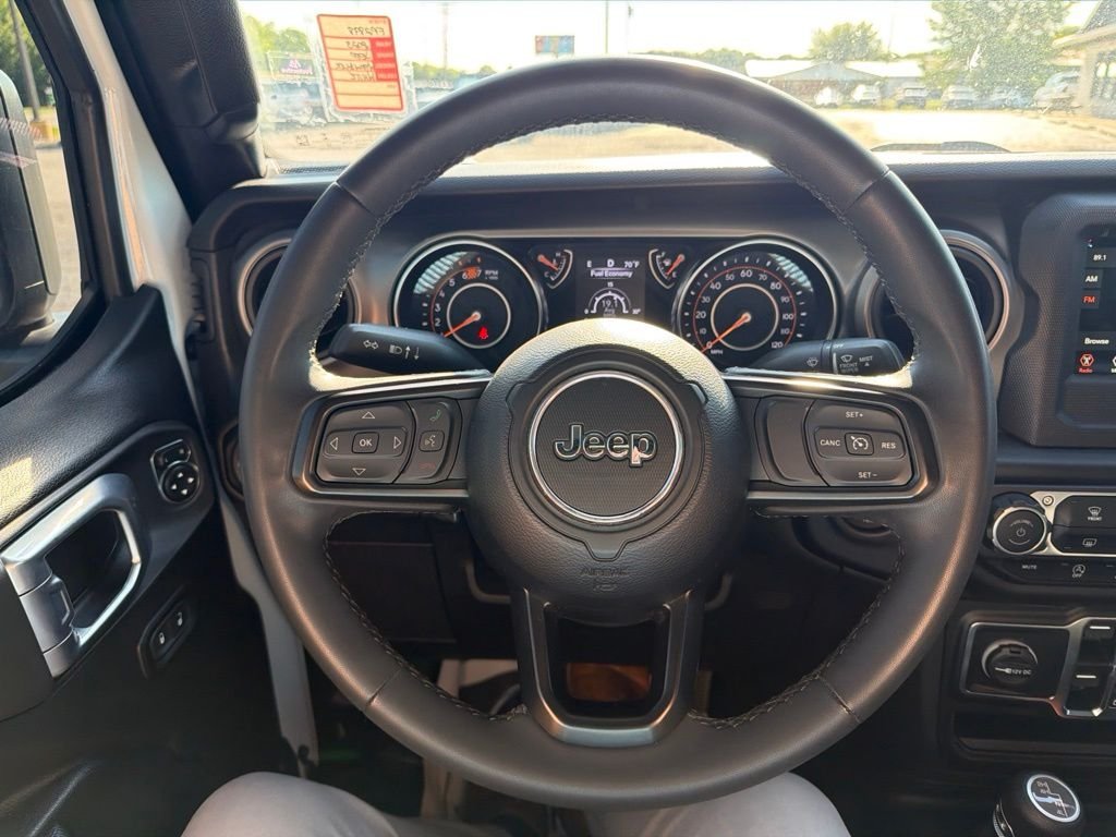 Used 2023 White Jeep Sport image 27